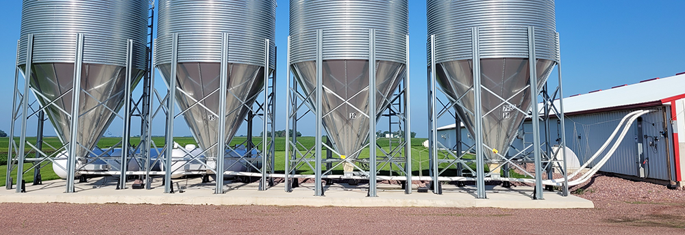 Swine farm operation with A-Frame load cells