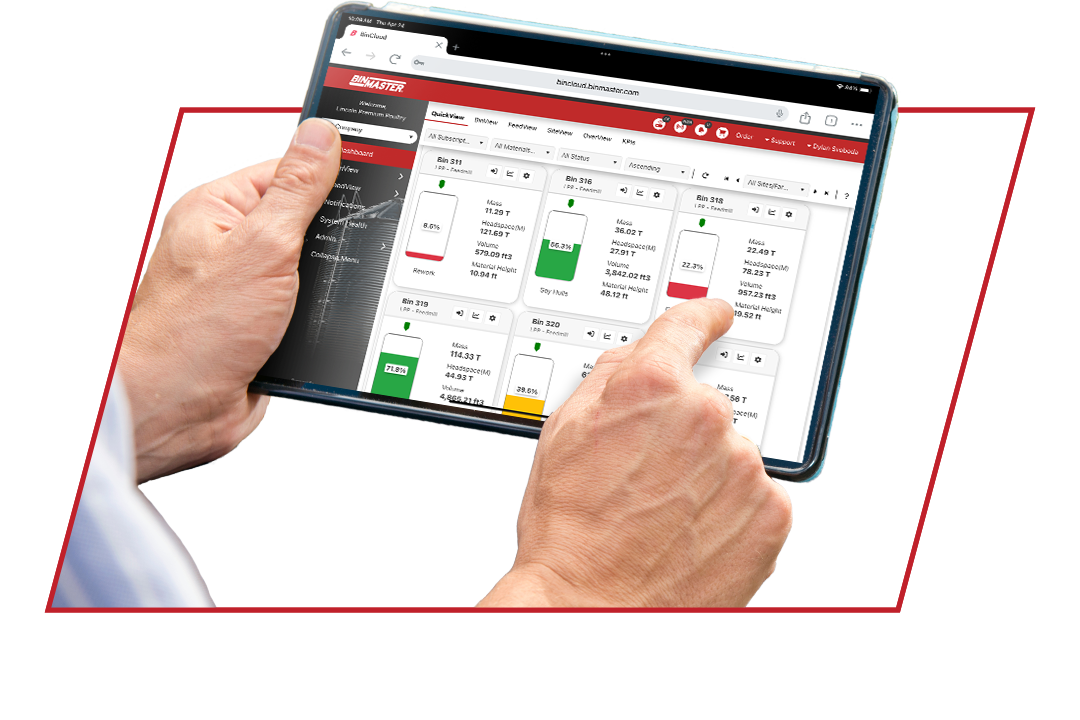 Man holding BinCloud showing on a phone